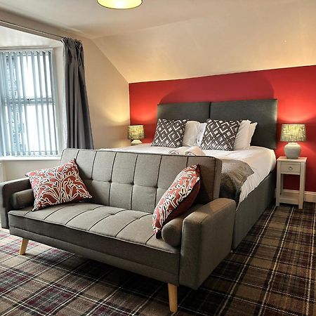 The Prince Albert Pub & Hotel Windsor Bagian luar foto
