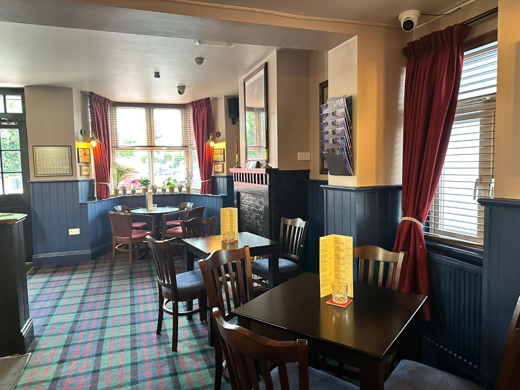 The Prince Albert Pub & Hotel Windsor Bagian luar foto