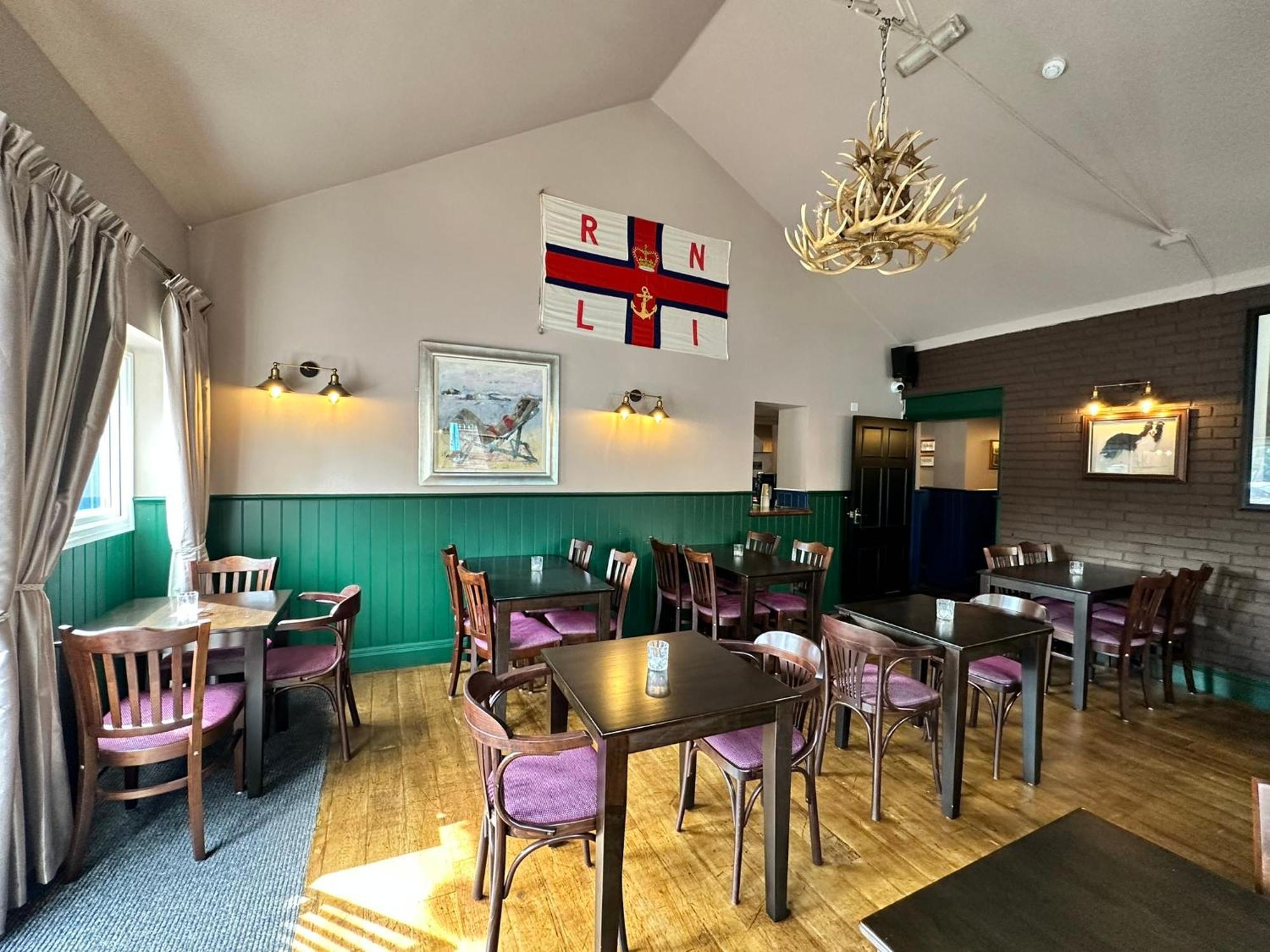 The Prince Albert Pub & Hotel Windsor Bagian luar foto